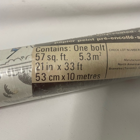 VTG 70s DC Comics Superman Norwalk Wash Strip wallpaper 1 bolt (21in x 33ft) - Picture 5 of 11